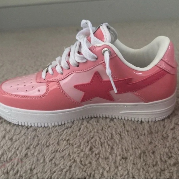 Bape Kids Two-Tone Pink Star Sneakers - Picture 2 of 2